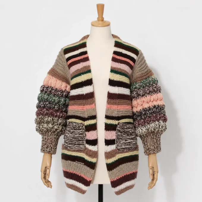 Cardigan femme multicolore rayé fait main – manches texturées