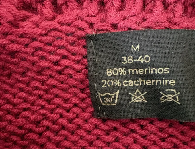 Pull femme rouge framboise fait main mérinos cachemire Inacio Creations M 38/40
