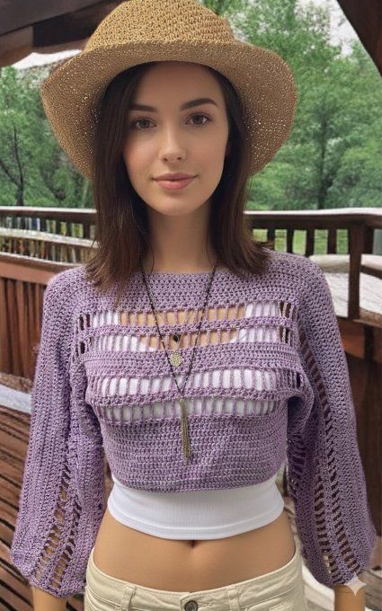 Crop-top crochet lavande ajouré, manches amples