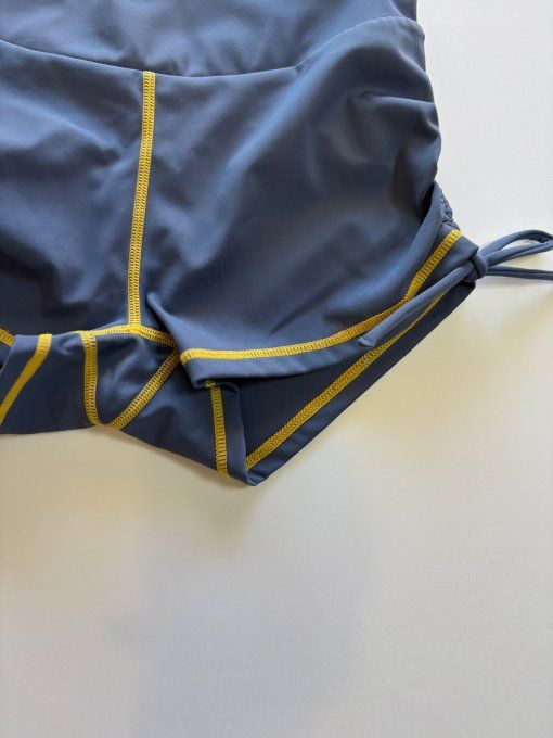 Short femme Musesonly One bleu taille XS vue à plat face