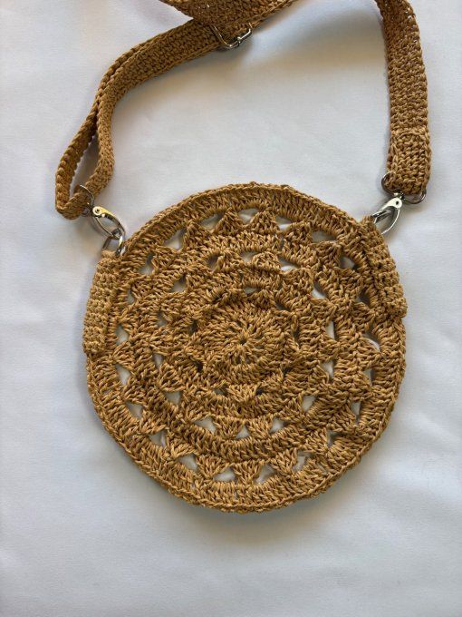 Sac rond femme en raphia au crochet camel