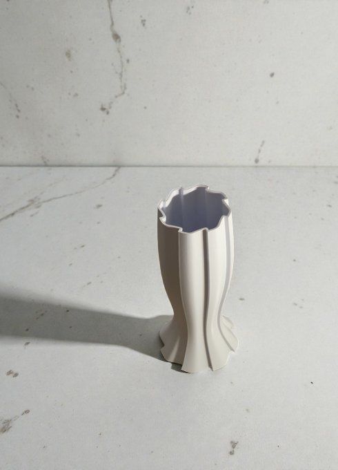 Vase décoratif ondulé en PLA — impression 3D, style moderne