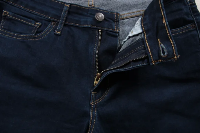 Jean femme Levi’s 711 Skinny bleu foncé W29 L34 – FR 38