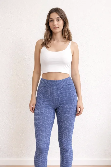 Legging taille haute femme bleu a texture gaufree effet nid d abeille vu de face