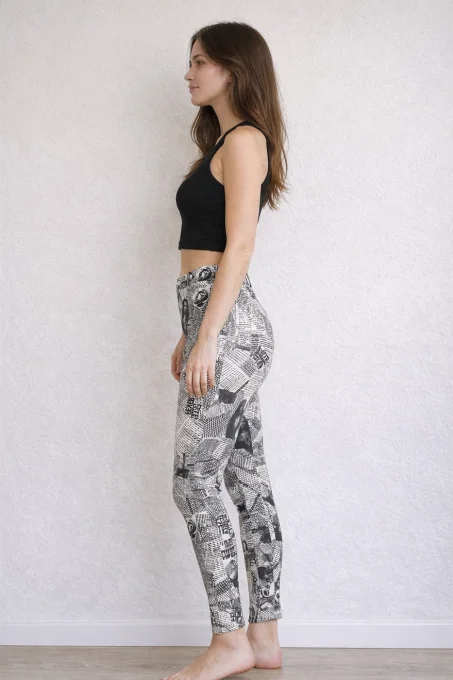 Legging femme noir et blanc imprimé collage – taille unique