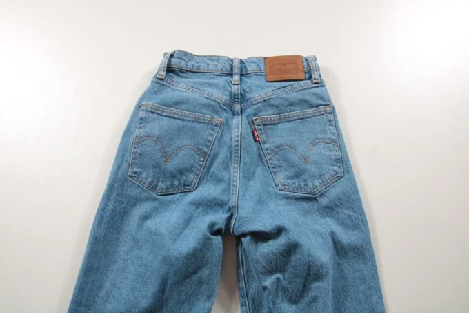 Jean femme Levi’s Premium Ribcage Straight Ankle bleu W23 L27 Fr 32