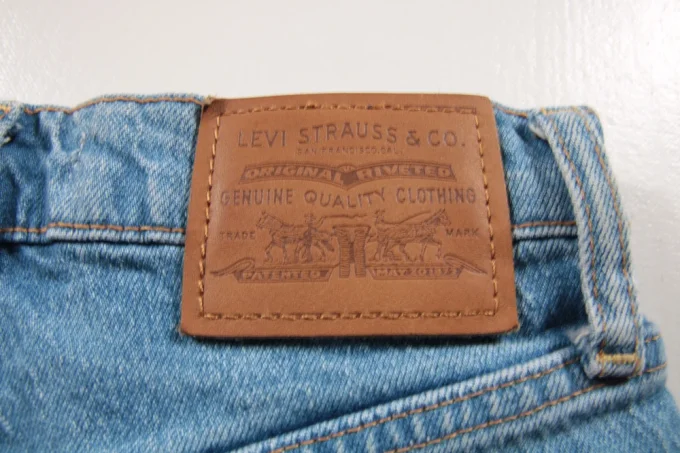 Jean femme Levi’s Premium Ribcage Straight Ankle bleu W23 L27 Fr 32