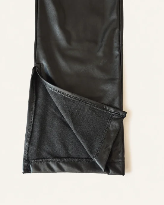 Pantalon femme noir effet cuir à fentes Weightless Laura – taille M