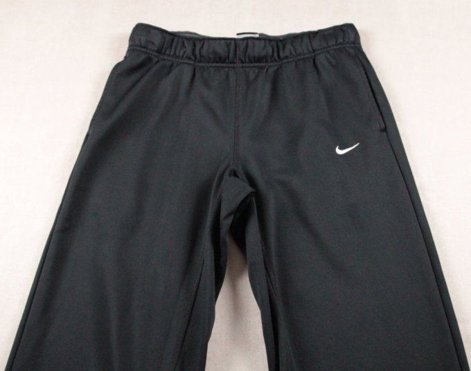 Pantalon de survêtement Nike Therma-FIT noir taille S – bas zippés