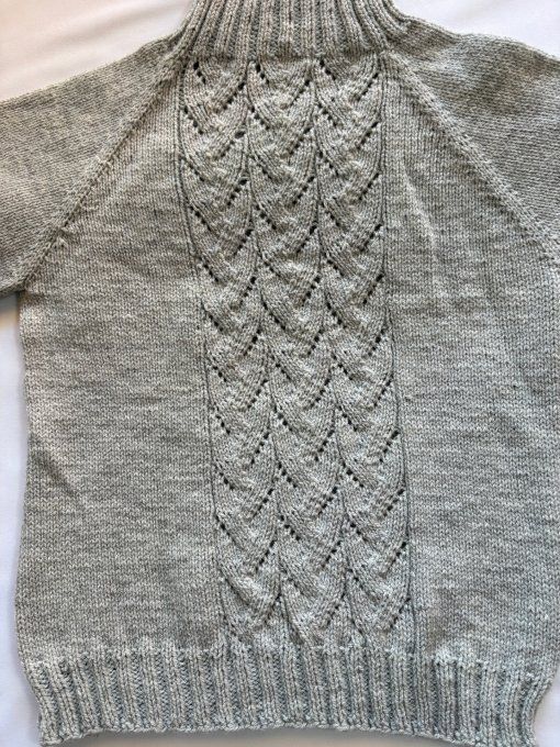 Pull col roulé gris motif torsadé, maille douce