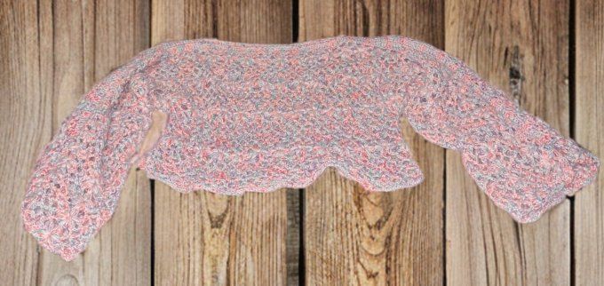 Pull crochet multicolore pastel ajouré, manches bouffantes