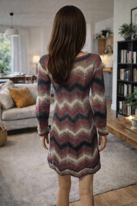 Robe en laine fait main motif chevron, tons chauds