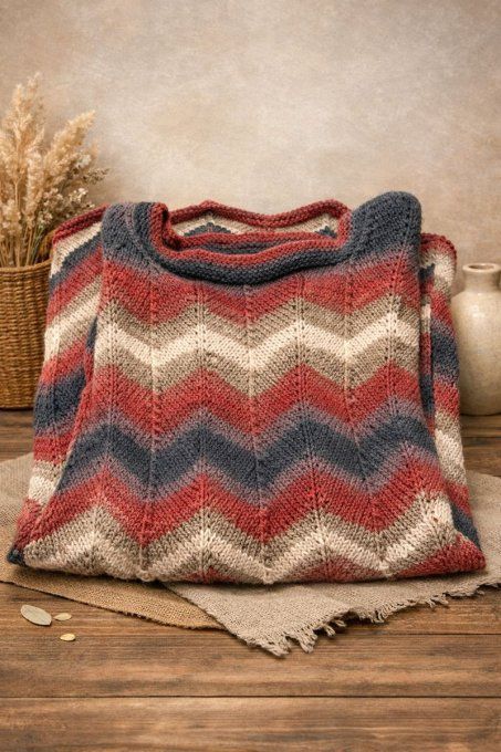 Robe en laine fait main motif chevron, tons chauds