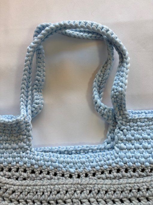 Sac cabas crocheté fait main bicolore bleu ciel & gris