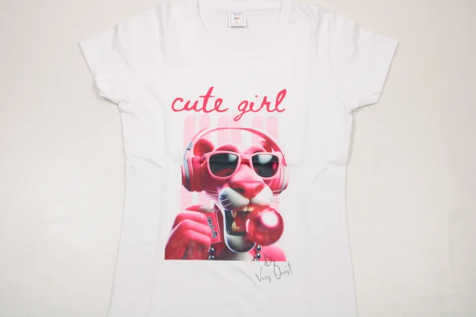 T-shirt femme blanc Very Ouest 100 % coton motif cute girl