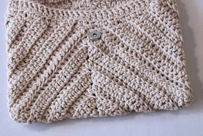 Sac porté épaule au crochet beige fait main