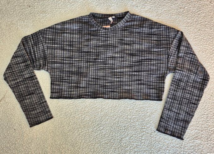 Crop top manches longues à carreaux gris et noir Nelly XS