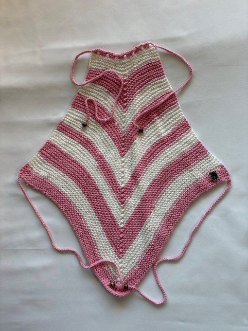 Top triangle tricoté rose & écru, motif chevrons