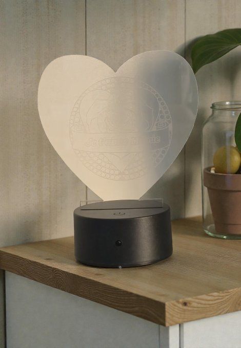 Veilleuse LED Cœur “Je t’aime Mamie” – Acrylique gravé au laser (USB)