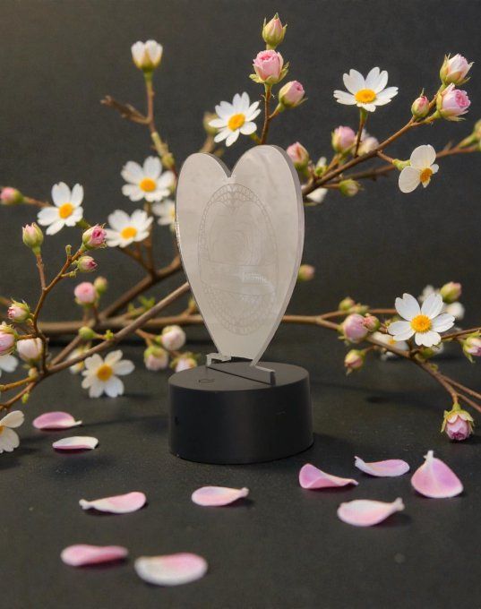 Veilleuse LED Cœur “Je t’aime Mamie” – Acrylique gravé au laser (USB)