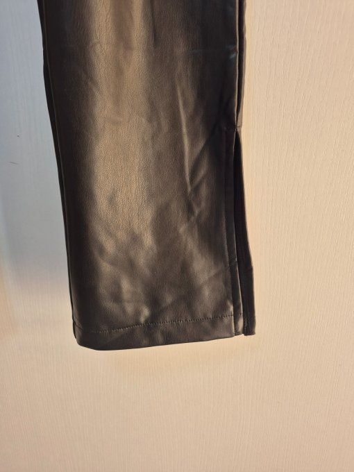 Pantalon simili cuir fendu femme Weightless Laura - Noir, Taille M